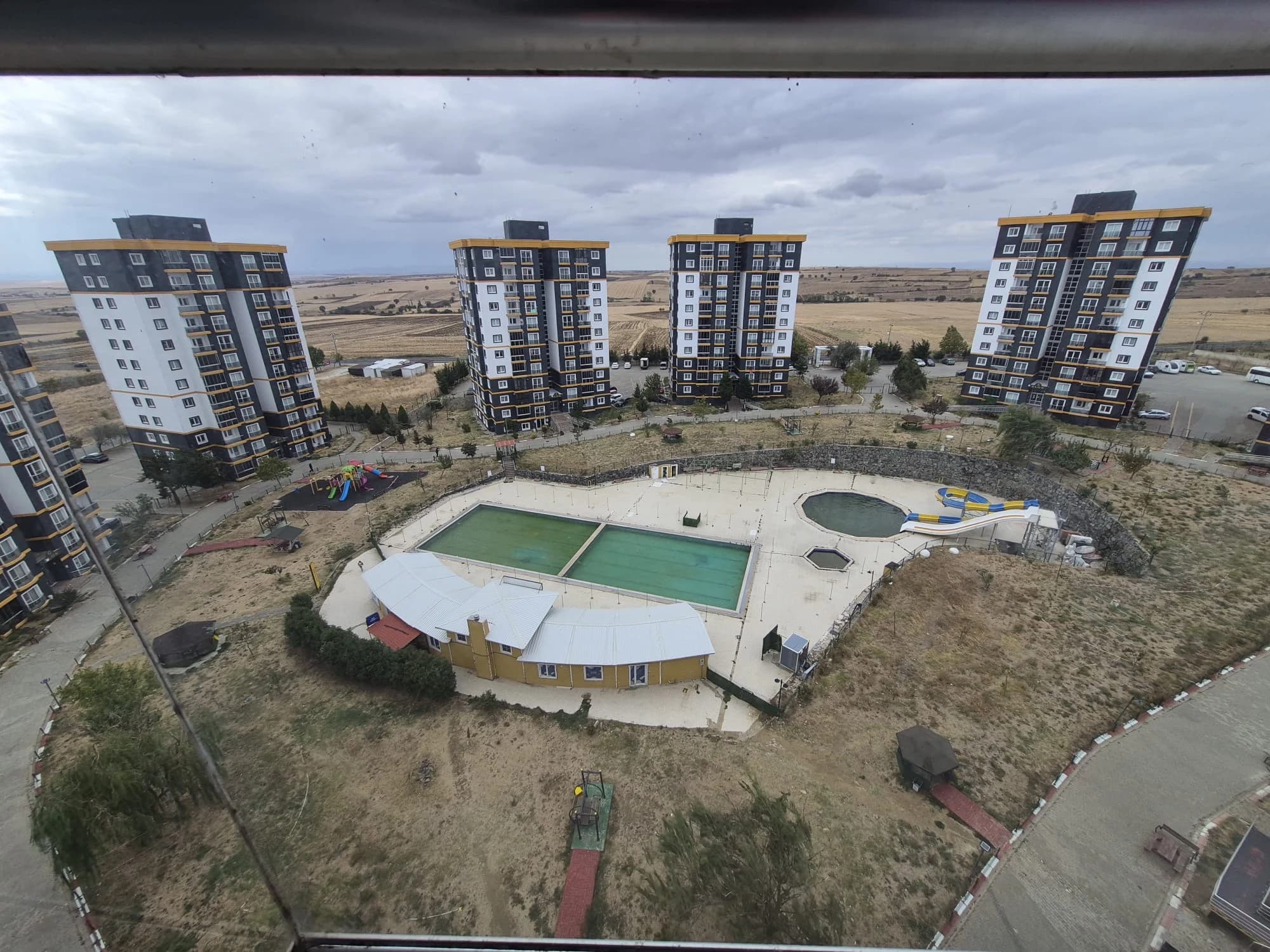 Edirne Keşan Kiralık Kiralık Daire - Keşan'da Havuzlu Manzaralı Full Eşyalı 2+1 Kiralık Daire